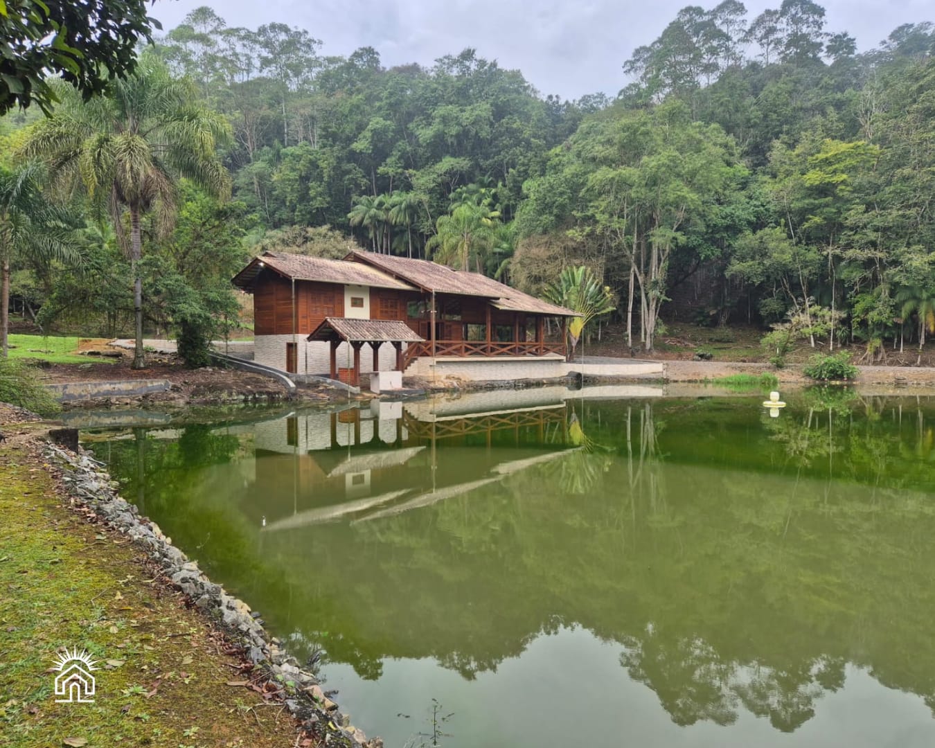 Sítio do lago